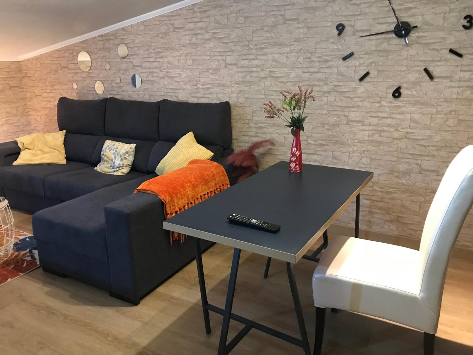 Apartamento Con Amplia Terraza Cerca Del Hospital Clinico Santiago de Compostela Luaran gambar